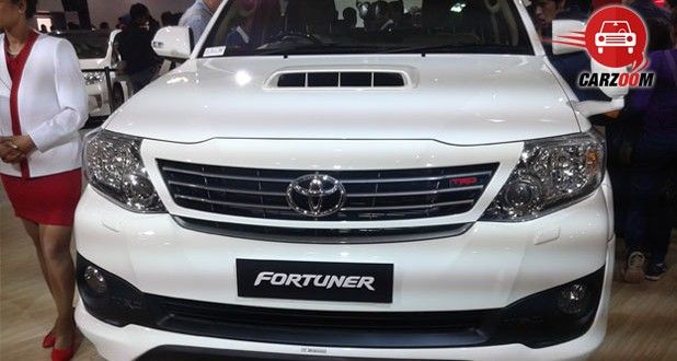 Auto Expo 2014 Toyota Fortuner facelift Exteriors Front View