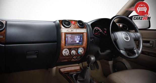 Isuzu MU 7 AT Premium Interior Dashboard