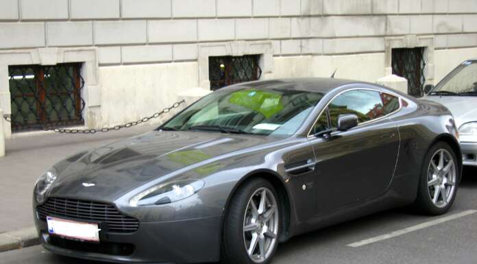 Aston_Martin_Vantage_V8 Coupe Aston Martin V8 Vantage Coupe