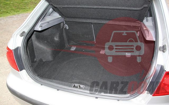 Hyundai-Elantra-Interiors-Bootspace