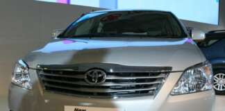 Toyota Innova - 2013 Facelift 2.5 ZX 7 STR BS-III (Diesel)
