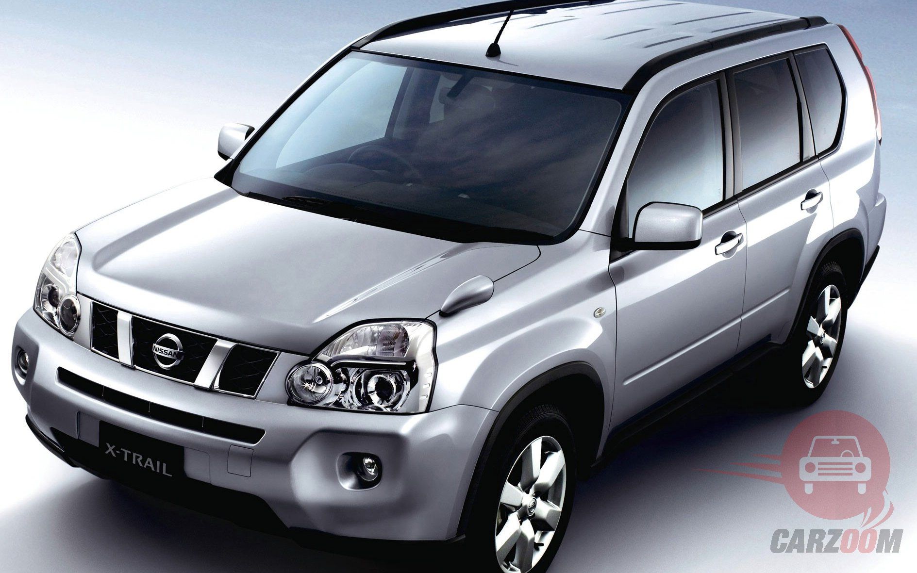 Nissan X Trail Exteriors Front View