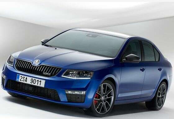 SKODA Octavia - 7 Skoda Octavia Elegance 2.0 TDI CR AT (Diesel)