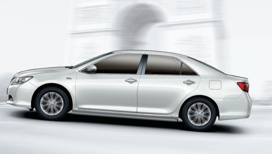 Toyota New Camry Exteriors Side View