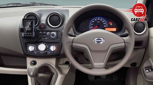 Auto Expo 2014 Datsun Go Interiors Dashboard