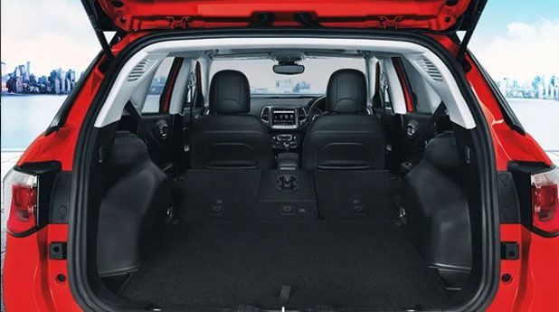 Jeep-Compass-Trailhawk-Bootspace