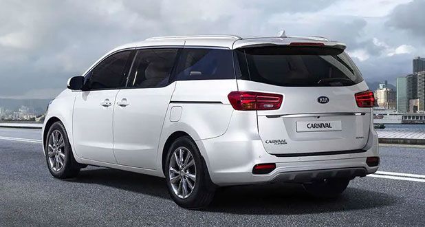 Kia-Carnival-Back-View