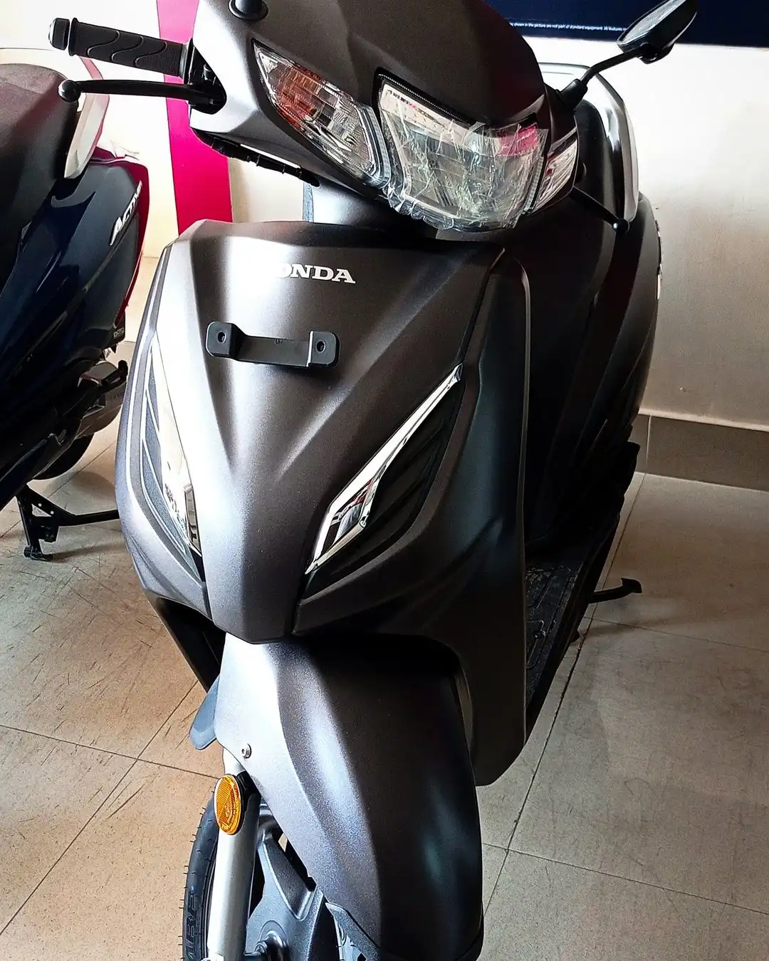 Honda Activa 6G color 4