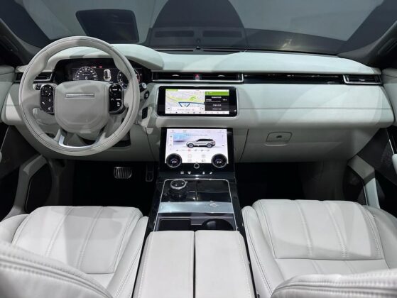 Land-Rover-Range-Rover-Velar