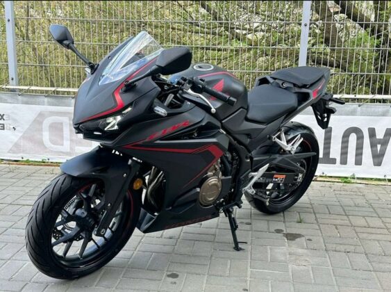 Honda CBR500R 17