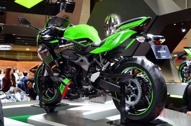 Kawasaki-Ninja-ZX-4R