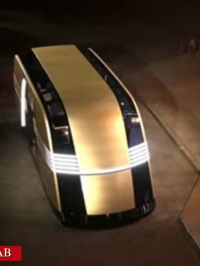 Tesla Unveils Cybercab: A Revolutionary Step into Fully Autonomous Robotaxis 🚖🤖